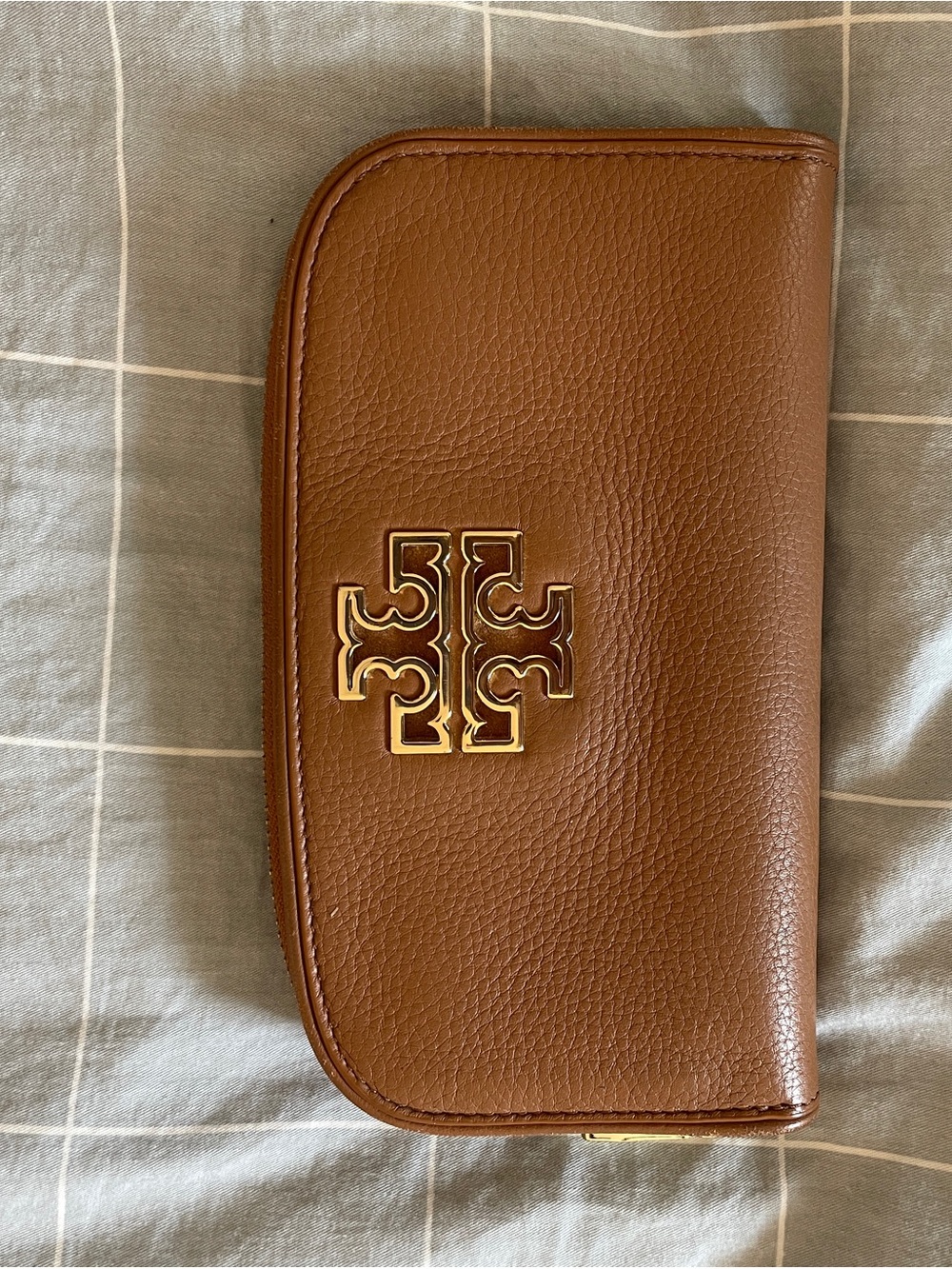 Tory Burch Cognac Pebbled Leather Zip Wallet with Gold Logo